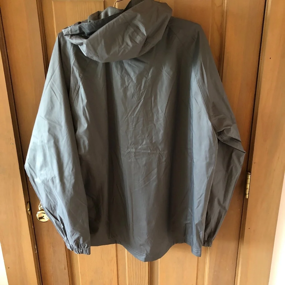 LL Bean Men's‎ Rain Jacket NWOT